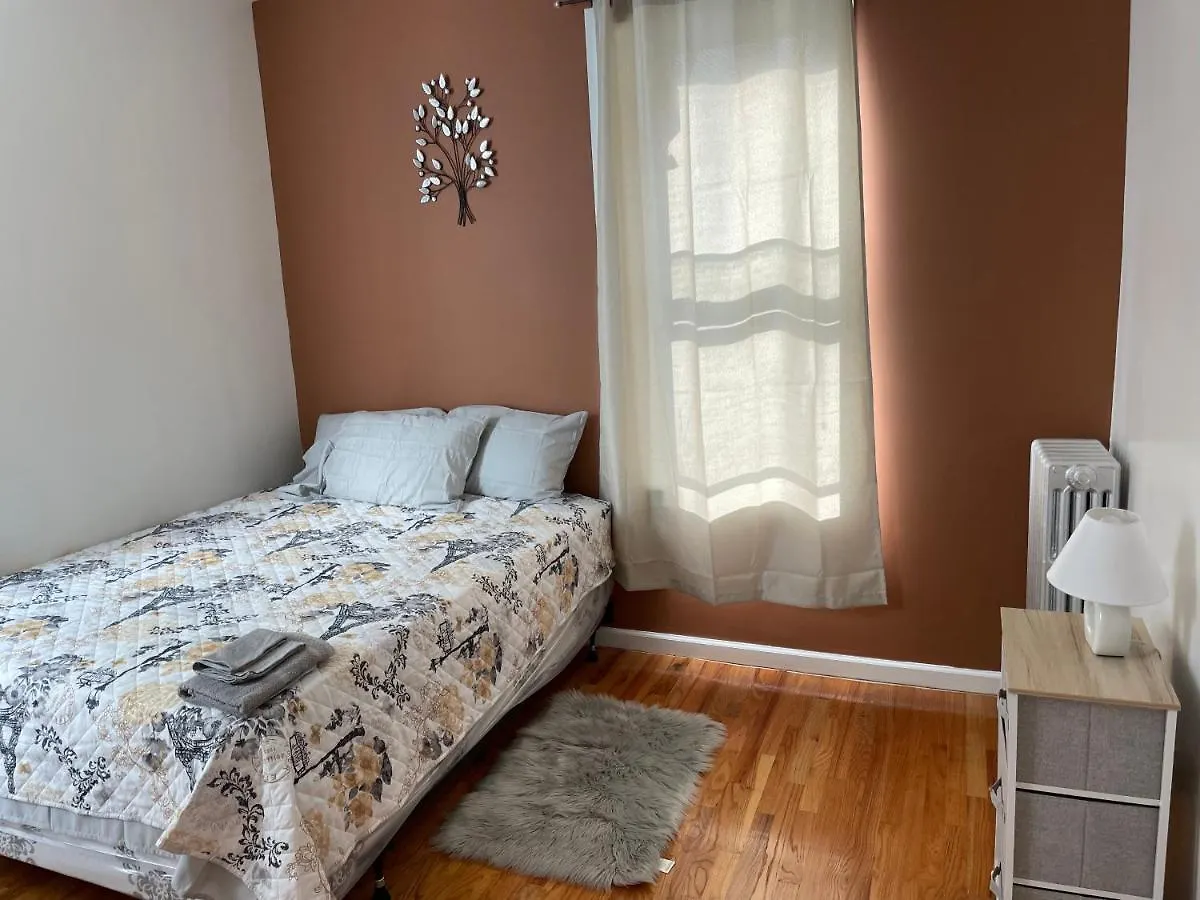Beautiful Finished Apartment With Lots Of Space & Privacy New York