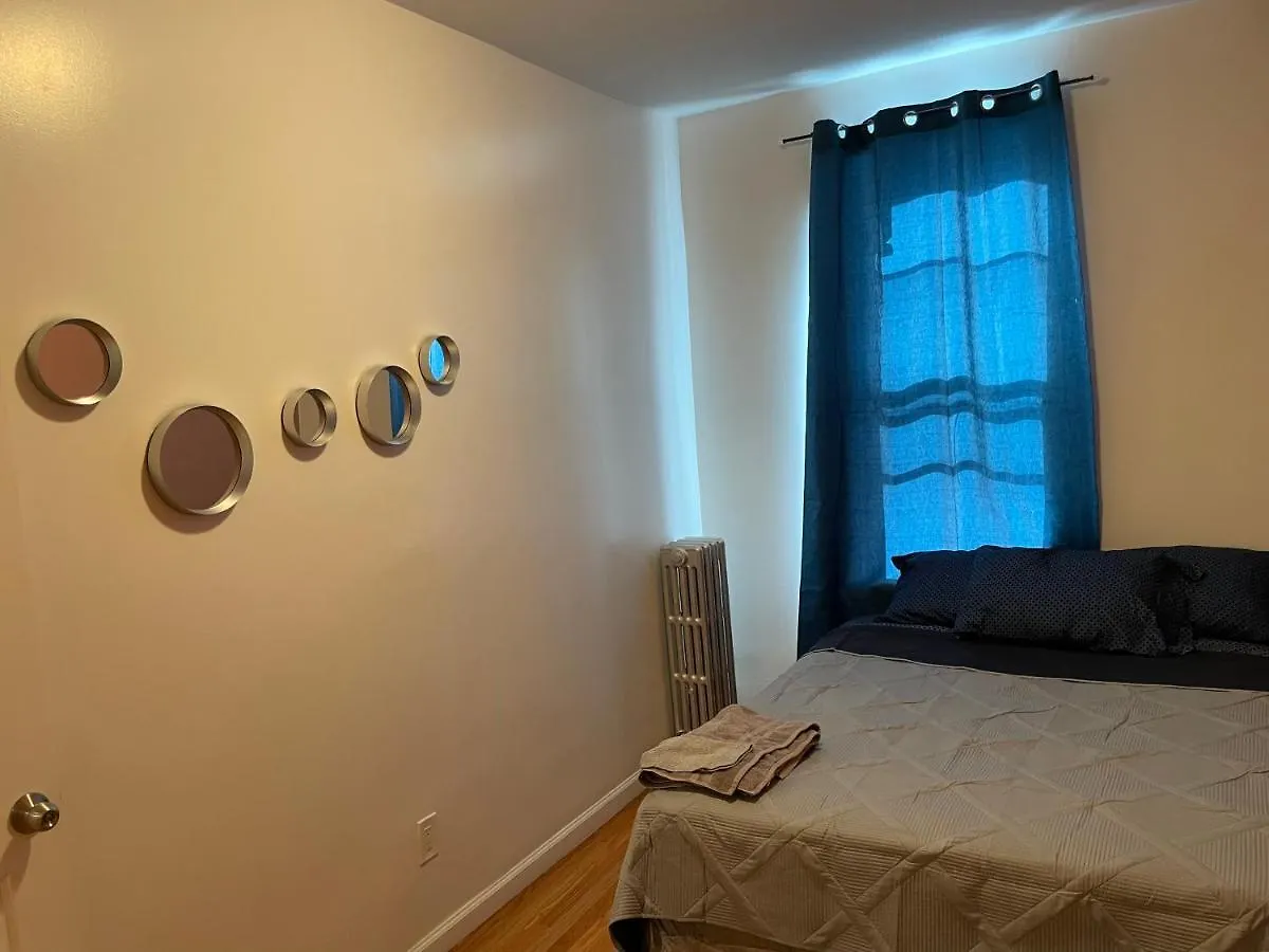 Beautiful Finished Apartment With Lots Of Space & Privacy New York