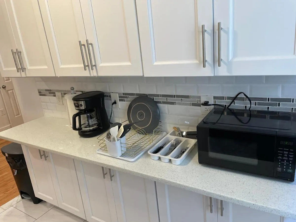 Beautiful Finished Apartment With Lots Of Space & Privacy New York United States