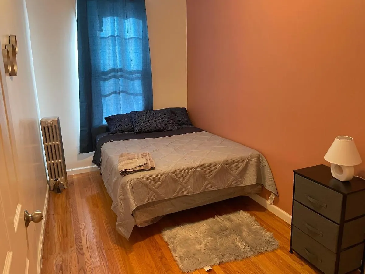 Beautiful Finished Apartment With Lots Of Space & Privacy New York