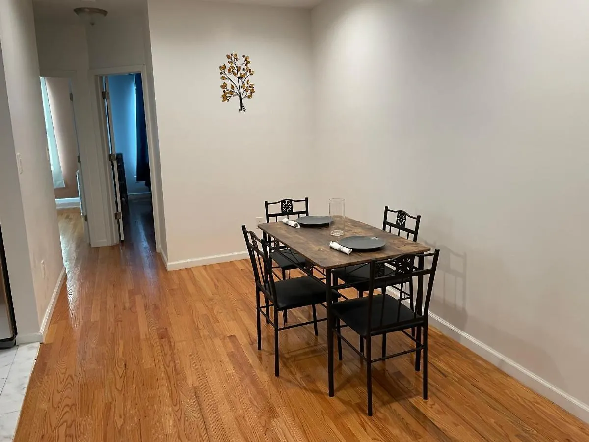 Beautiful Finished Apartment With Lots Of Space & Privacy 뉴욕 미국